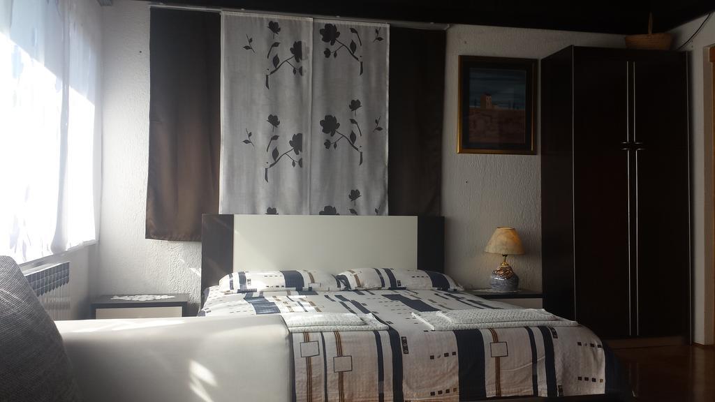 Guest House Jole Rovigno Camera foto