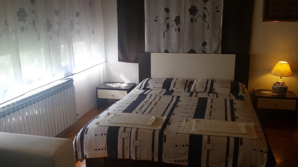 Guest House Jole Rovigno Camera foto