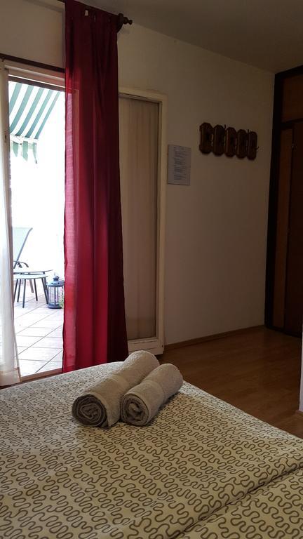 Guest House Jole Rovigno Esterno foto